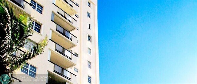 Building Photo - 1500 S Ocean Blvd