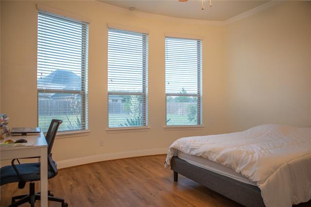 Building Photo - 511 La Grange Dr