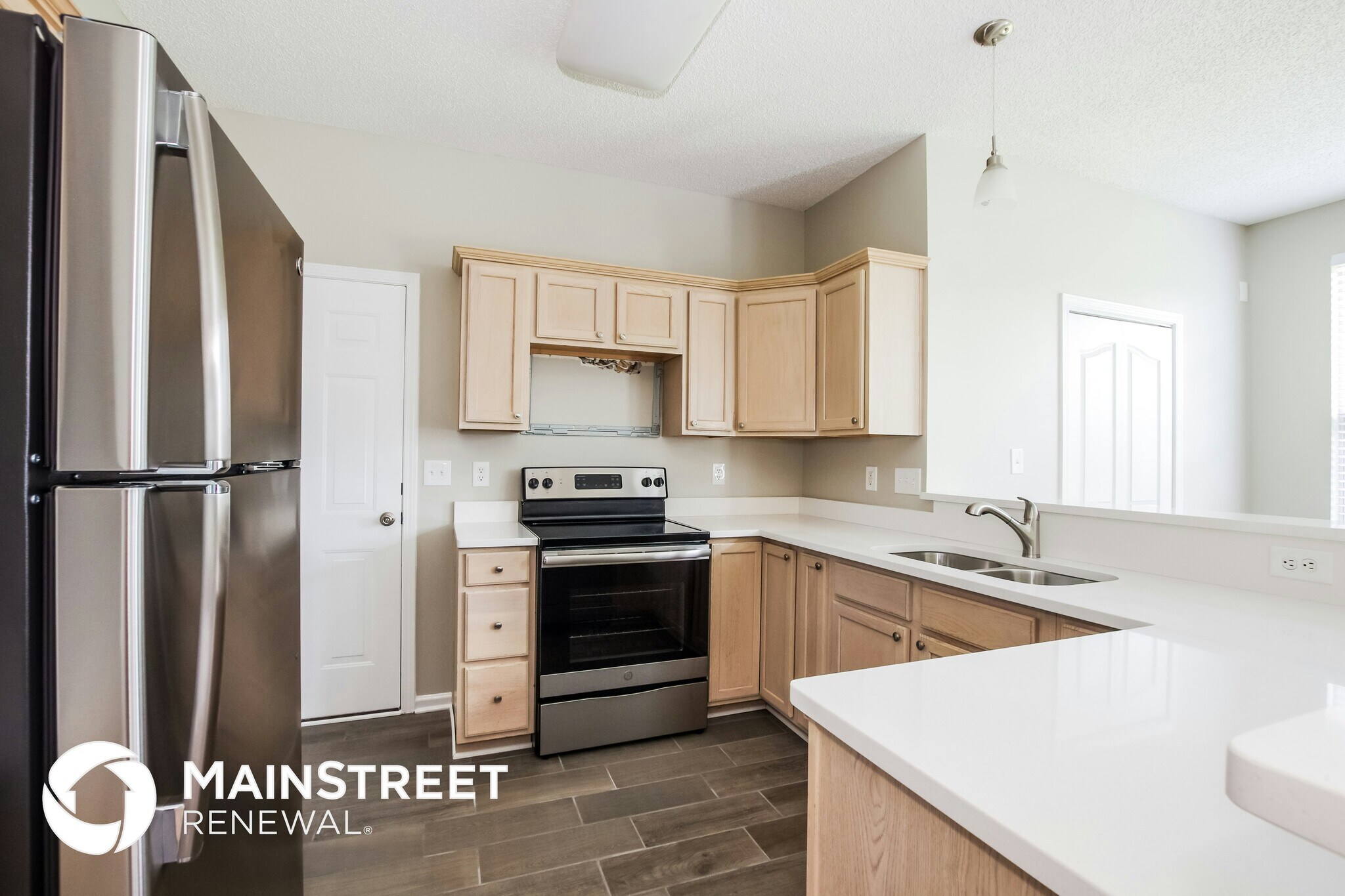 Building Photo - 13906 Silver Dart Pl
