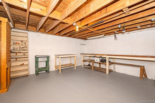 Building Photo - 23 Princeton Dr