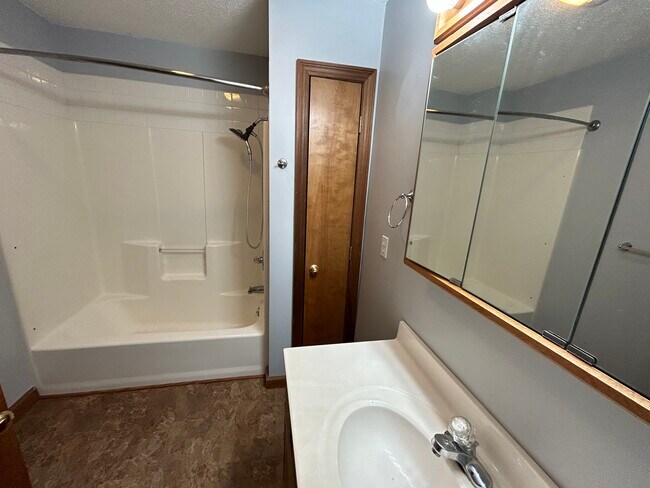 Primary Bathroom - 505 50th St SE