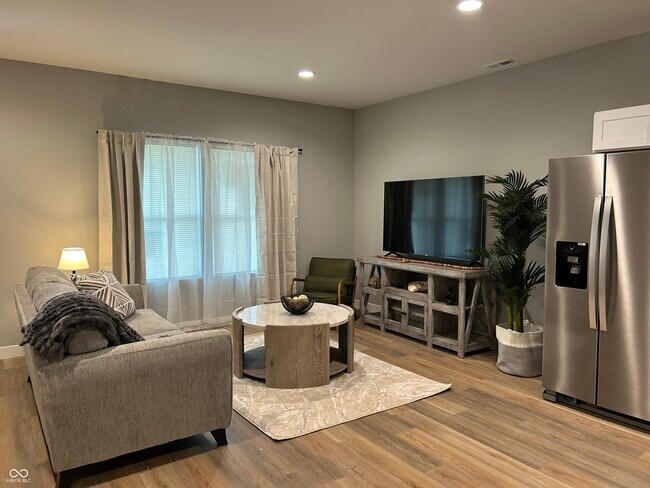 Building Photo - 2805 N Talbott St