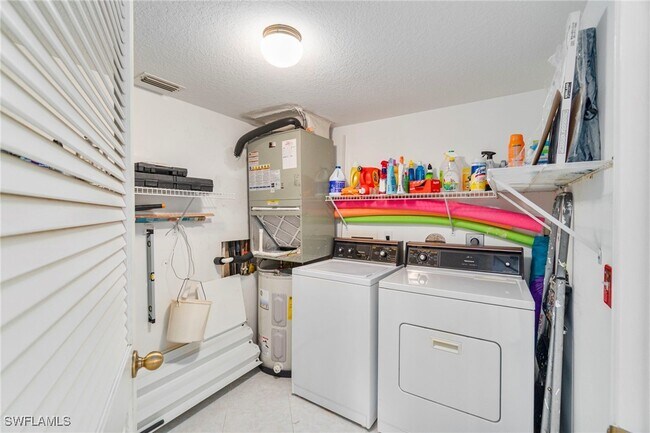 Building Photo - 452 Belina Dr
