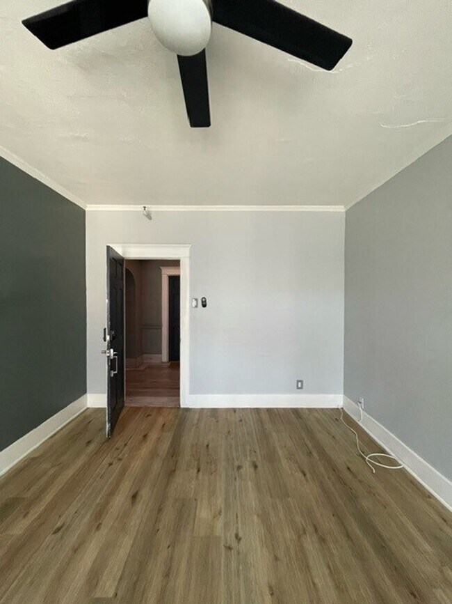 Floorplan - 636 Chestnut Avenue