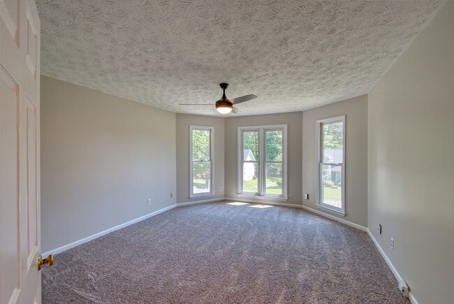 Building Photo - 1110 Berkshire Dr