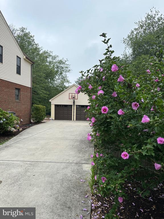 Building Photo - 4016 Trapp Rd