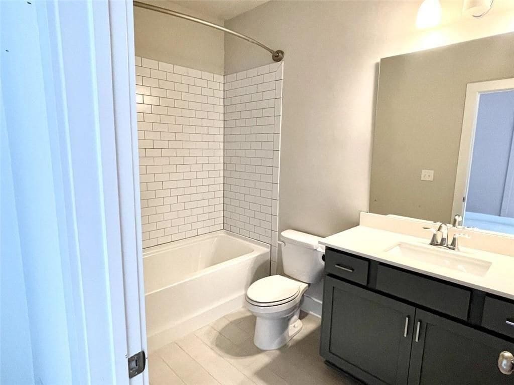 Building Photo - 3796 Oxford Cir