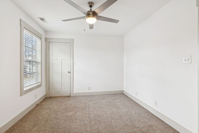 Building Photo - Single-family home for rent in The Nations