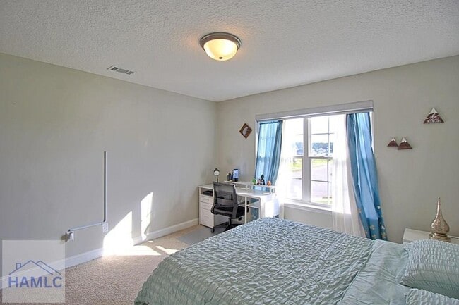 Building Photo - 179 Rutledge Dr