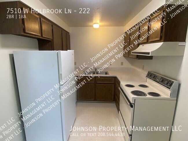 Building Photo - 7510 W Holbrook Ln