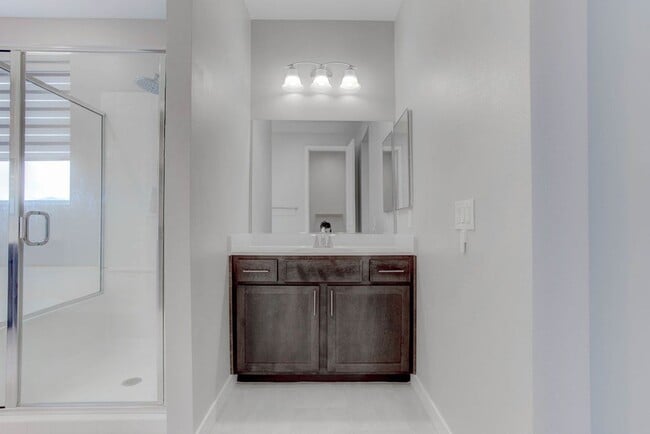 Building Photo - Stylish 3-Bed Home with Loft & EV Charger in Skye Canyon