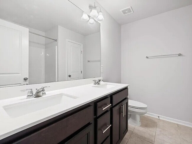 Building Photo - Lease OR Lease to Own