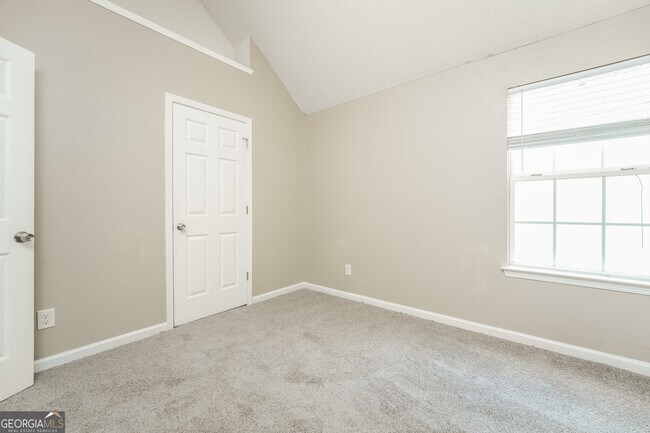 Building Photo - 540 Pecan Wood Cir