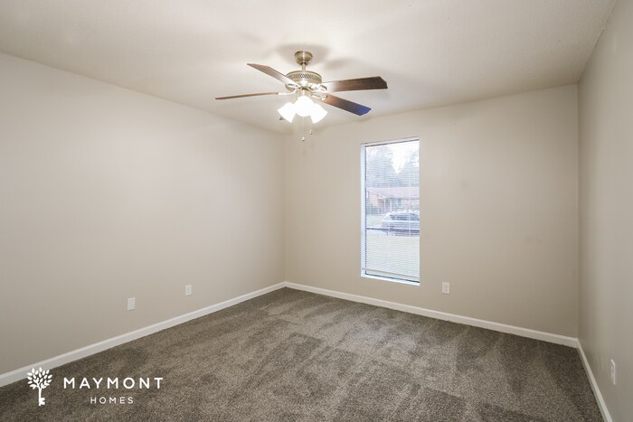 Building Photo - 3564 Kindling Dr