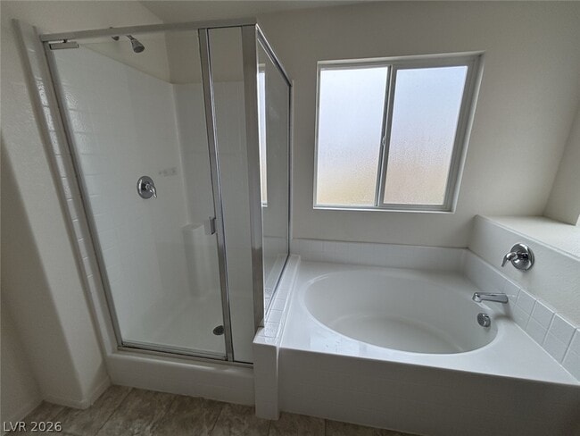 Building Photo - 5582 Sancho Throne Rd