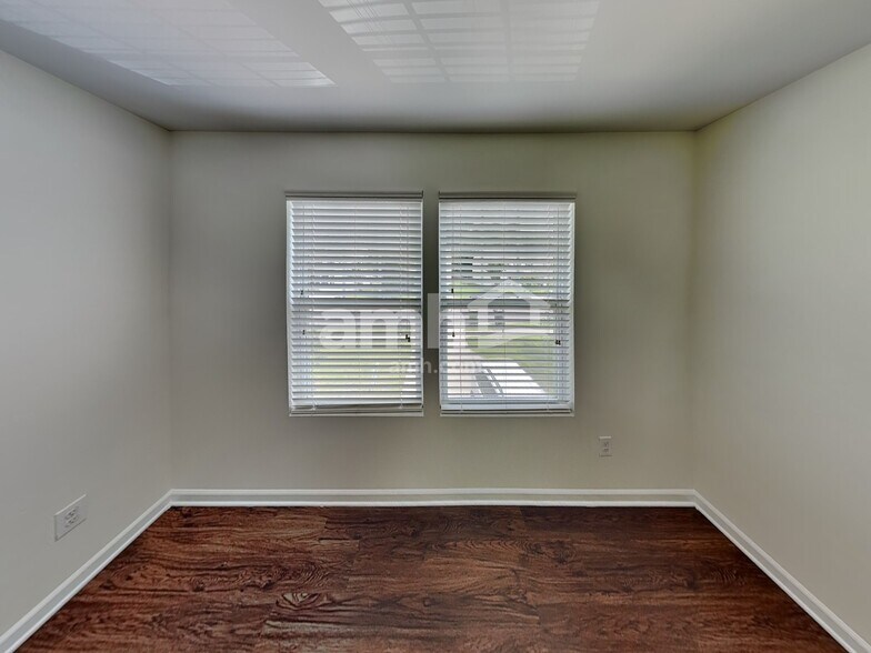 Building Photo - 15725 Lakepoint Forest Dr
