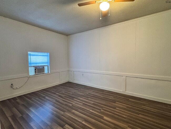 Building Photo - 3104 Grant St