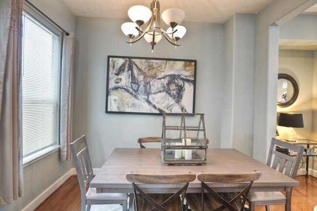 Building Photo - 1315 Birdsall St