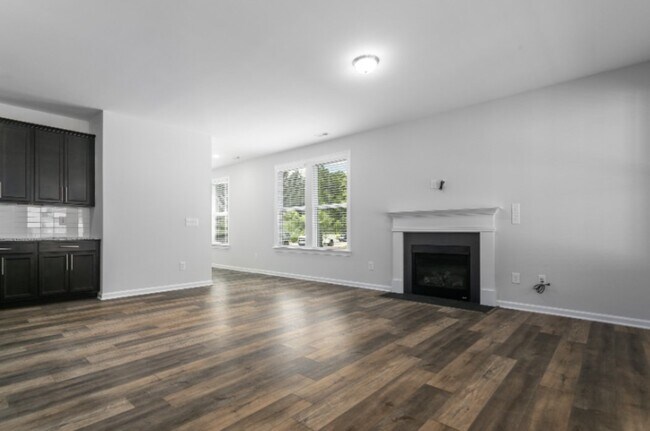 Building Photo - 253 Vista Creek Pl