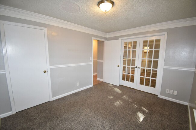 Building Photo - 103 Bennett Dr