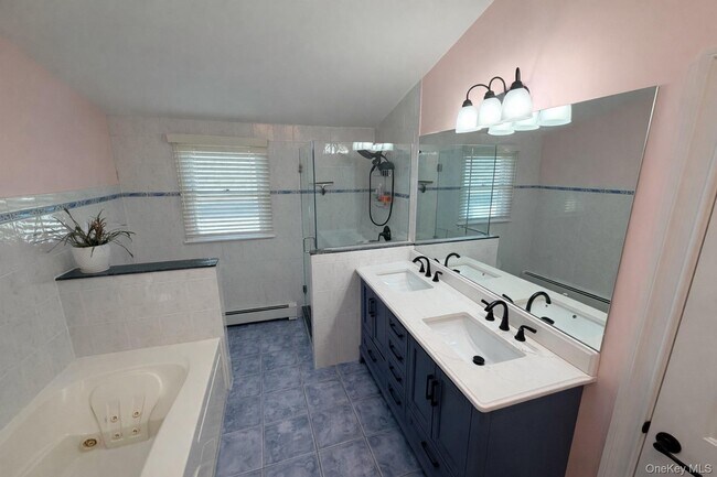 Building Photo - 65 New Hampshire St