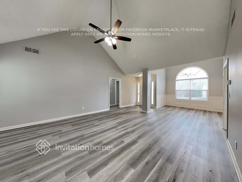 Building Photo - 35 Dearing Woods Ln