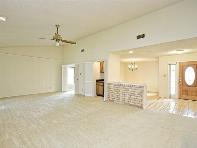 Building Photo - 11502 Toledo Dr
