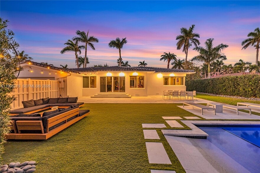 Building Photo - 750 Harrison St