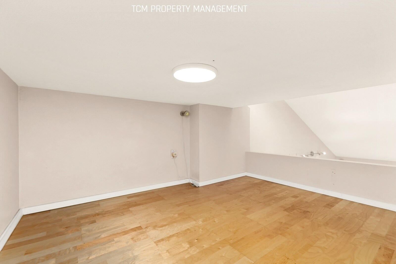 Building Photo - 2939 76th Ave SE