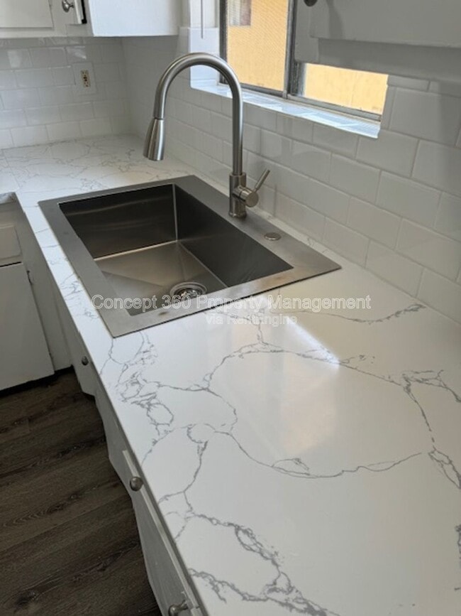 Building Photo - 10420 Imperial Hwy.