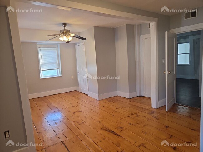 Building Photo - 17 Wachusett St