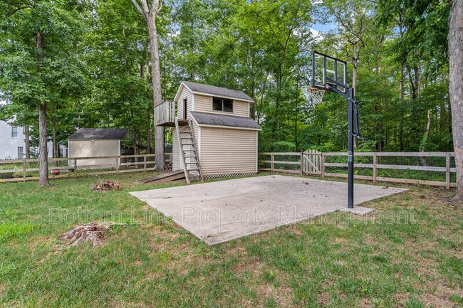 Building Photo - 1500 Candlewyck Ct