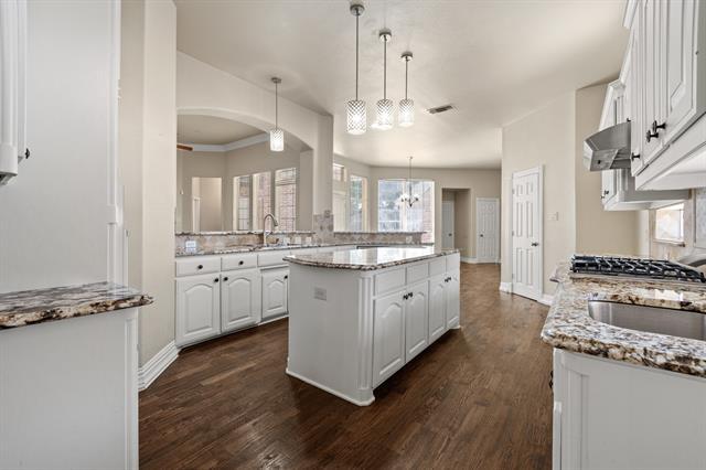 Building Photo - 2308 Megan Wy