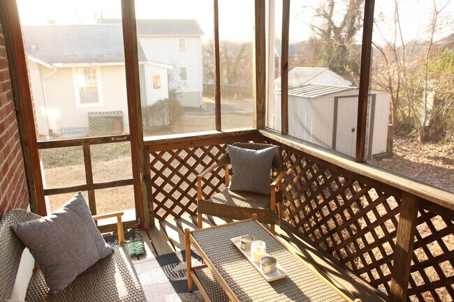 Building Photo - 119 Observatory Ave