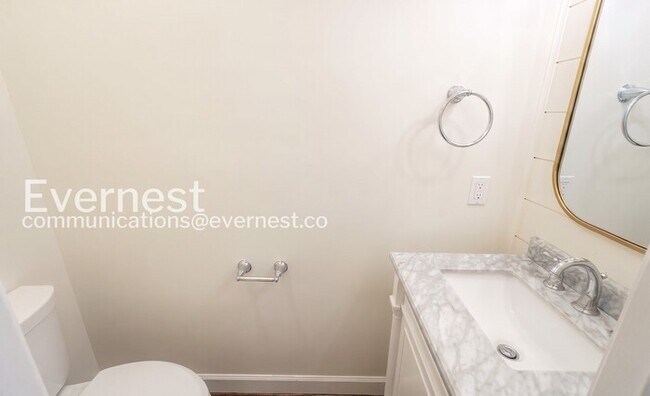 Building Photo - 4 Bed, 3.5 Bath Home with Garage / Pet-Friendly / Available Now!
