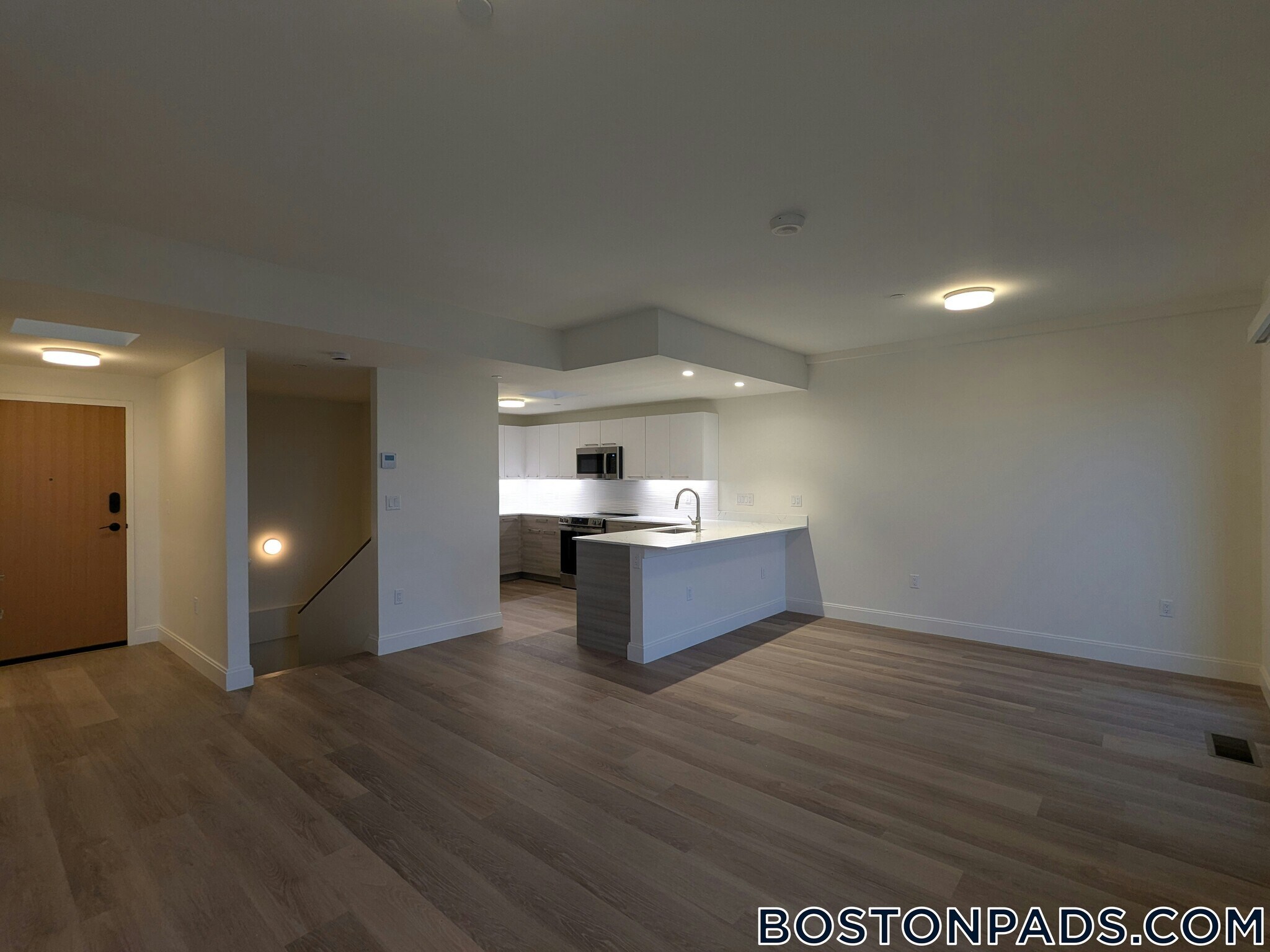 Building Photo - 1079 Commonwealth Ave