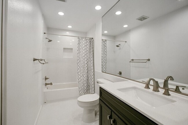 Building Photo - 24241 Swiftriver Ct