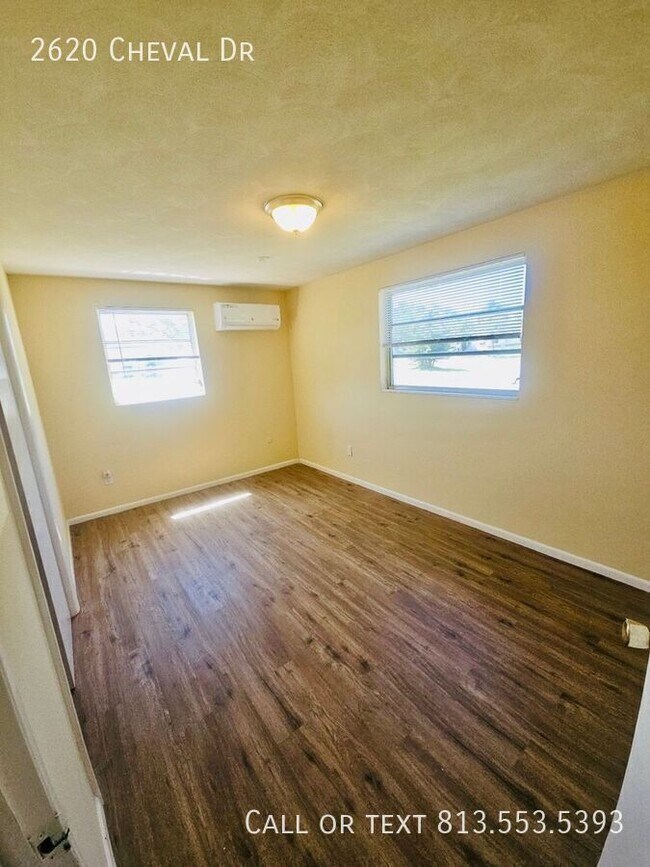 Building Photo - 2620 Cheval Dr