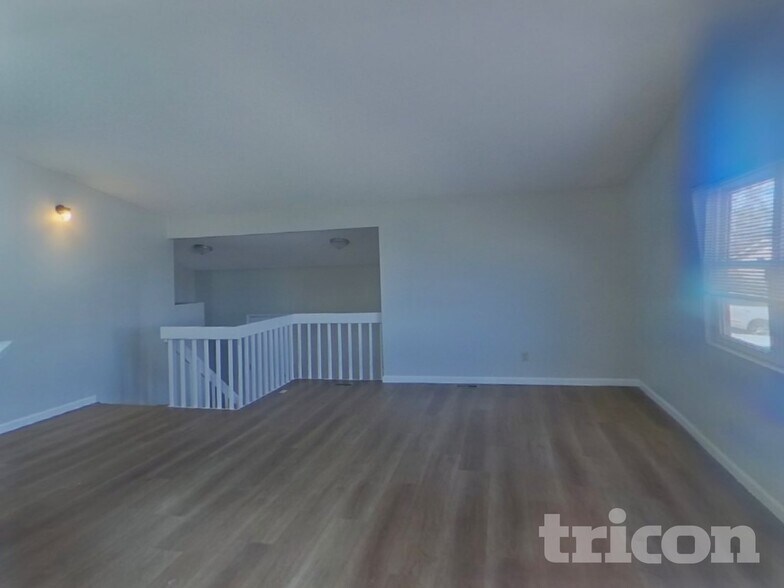 Building Photo - 4255 Pinal Ln