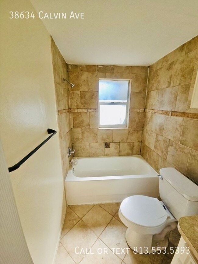 Building Photo - 38634 Calvin Ave