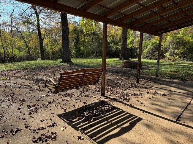 Building Photo - 2313 Lynn Rd NW