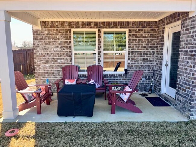 Building Photo - 84 Kohn Dr