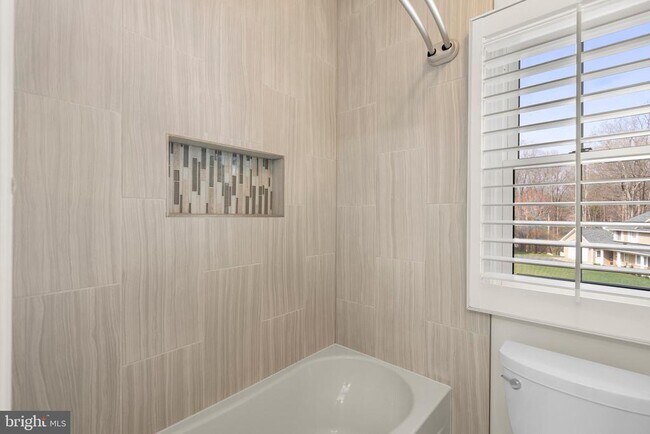 Building Photo - 6058 Sugarstone Ct