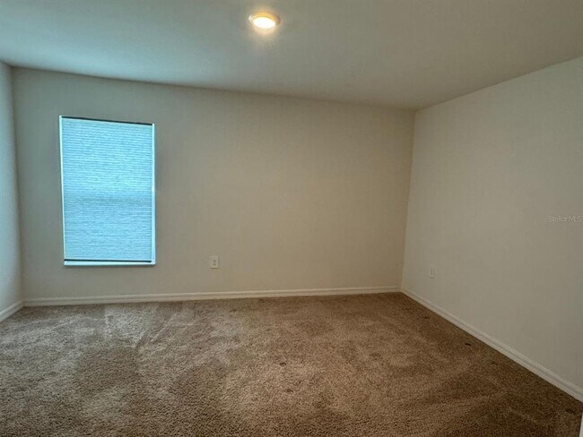 Building Photo - 2082 S Chamberlain Blvd