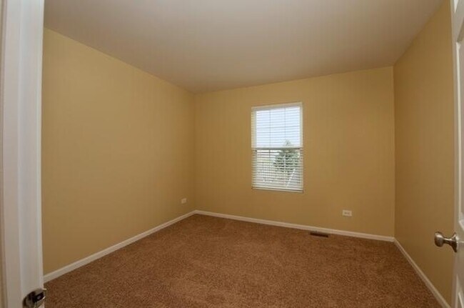 Building Photo - 25243 Colligan St