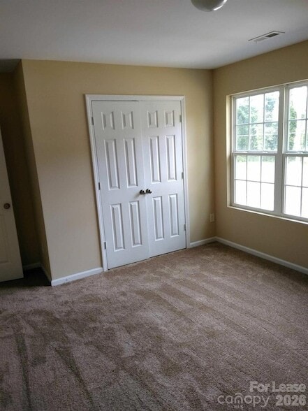 Building Photo - 7708 E Lane Dr