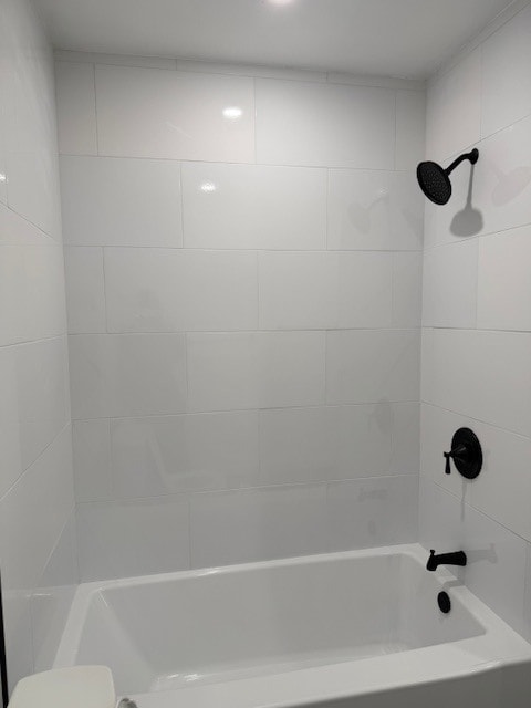 Building Photo - 2903 W 85th St