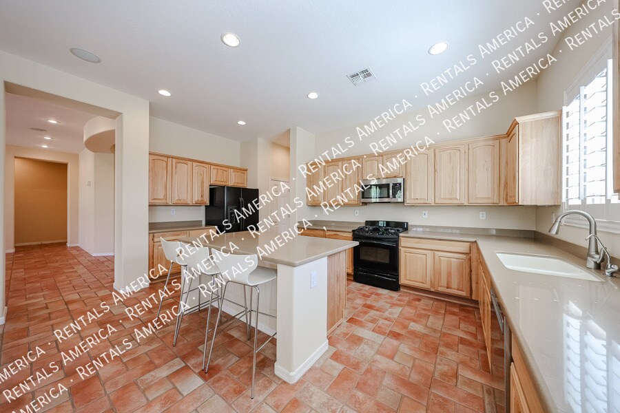 Building Photo - 2348 W River Rock Ct