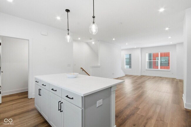 Building Photo - 1312 Colere Pl