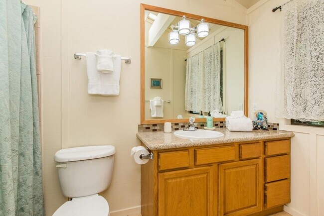 Building Photo - 3920 Wyllie Rd